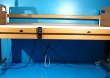 Pat electric pacienti cu trei sectiuni cu mici defecte + saltea cadou