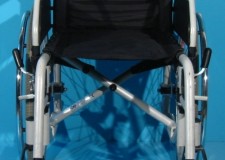 Rulant pentru invalizi de la B+B cu schelet din otel.