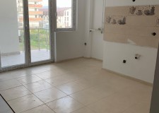 Vand apartament cu 2 camere