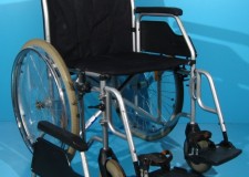 Scaun cu rotile cu garantie 12 luni-produs de calitate / 48 cm