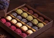 Angajam personal sortat praline Olanda