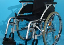 Spre vanzare rulant second hand Breezy / latime sezut 40 cm