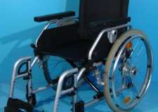 Scaun handicap cu roti mari pe spate second hand B+B / 42 cm