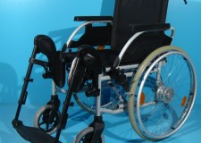 Fotoliu pentru persoane cu dizabilitati second hand Breezy