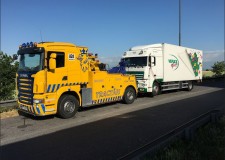 Tractari auto, tractari camioane