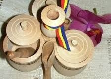 ConfecÈ›ioner obiecte artizanale din lemn