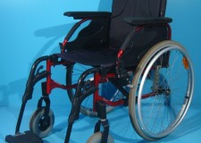 Scaun cu rotile handicap din aluminiu Invacare