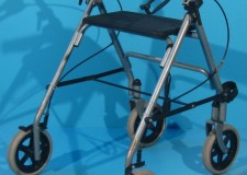 Cadru de mers cu roti second hand Drive