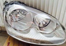 De vanzare far dreapta VW Golf V, TYC- 299 lei