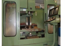 Centru de prelucrare Hurco