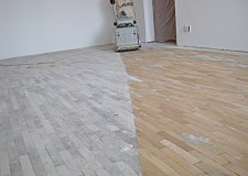 Raschetam ,reconditionam  parchet deteriorat