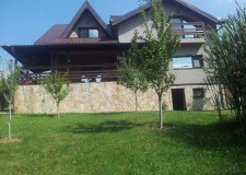 vila superba cu dotari de lux la 40km de Sinaia si 99 de bucuresti