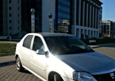 Logan Laureate 1.5 DCi - Proprietar . Gri metalizat,