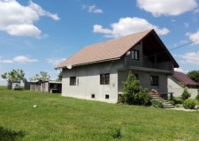 Casa si teren 897 mp, sat Reuseni, Suceava
