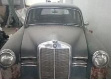 Vand schimb Mercedes-Benz 180D Masini de Epoca