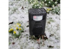 Pestfree aparat cu ultrasunete pentru alungarea pisicilor, cÃ¢inilor, vulpilor, iepurilor È™i jderilor pentru 88 m.p.