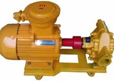 Pompa autoamorsanta 500 l/minut motorina.