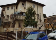 Inchiriez apartament 5 camere in Vila Primaverii