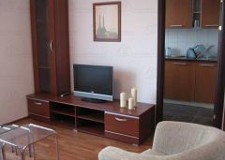 inchiriez apartament 2 camere, mobilat, complet