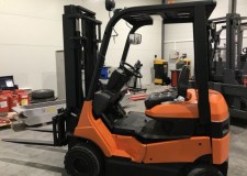 Stivuitor electric Toyota