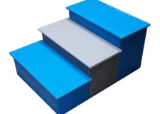 Rafturi pentru expunere flori