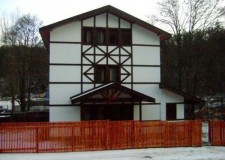 Vila cu Hala de productie