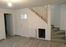 ofer spre inchiriere vila 23august republica