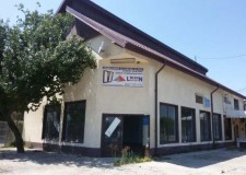 Teren intravilan 692.69 mp si constructie P+E, Racaciuni, Bacau