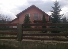 Teren 1300 mp, casa S+P+M si garaj, Radauti, Suceava