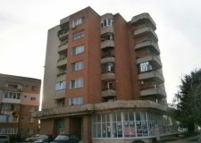 Teren 73 mp si spatiu comercial, Lugoj, Judet Timis