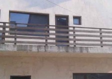 Teren 174 mp si casa nefinalizata