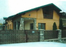 Teren 1166 mp si casa, Baicoi, Prahova.